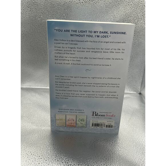 Twisted love Ana huang - Picture 2 of 5